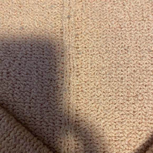 Gorgeous light pink Hollister sweater - Picture 5 of 5